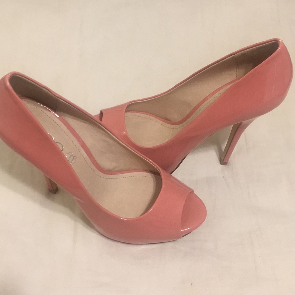 Shoes - Picture 3 of 3